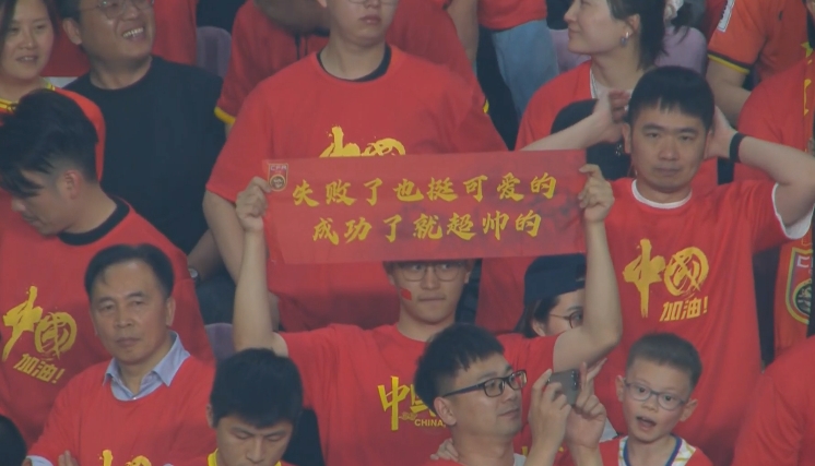 媒體人：國足為伊萬保守付出巨大代價，爭4處絕對劣勢&喪失主動權